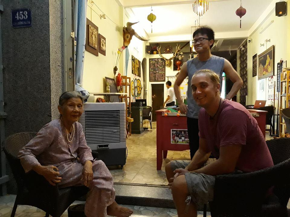 Lucky Bee Homestay Дананг Екстериор снимка